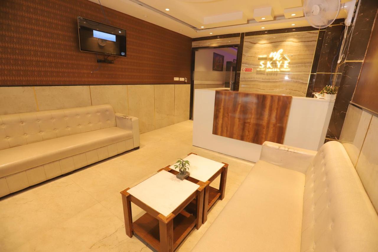 Nh Skye Suites Neu-Delhi Exterior foto