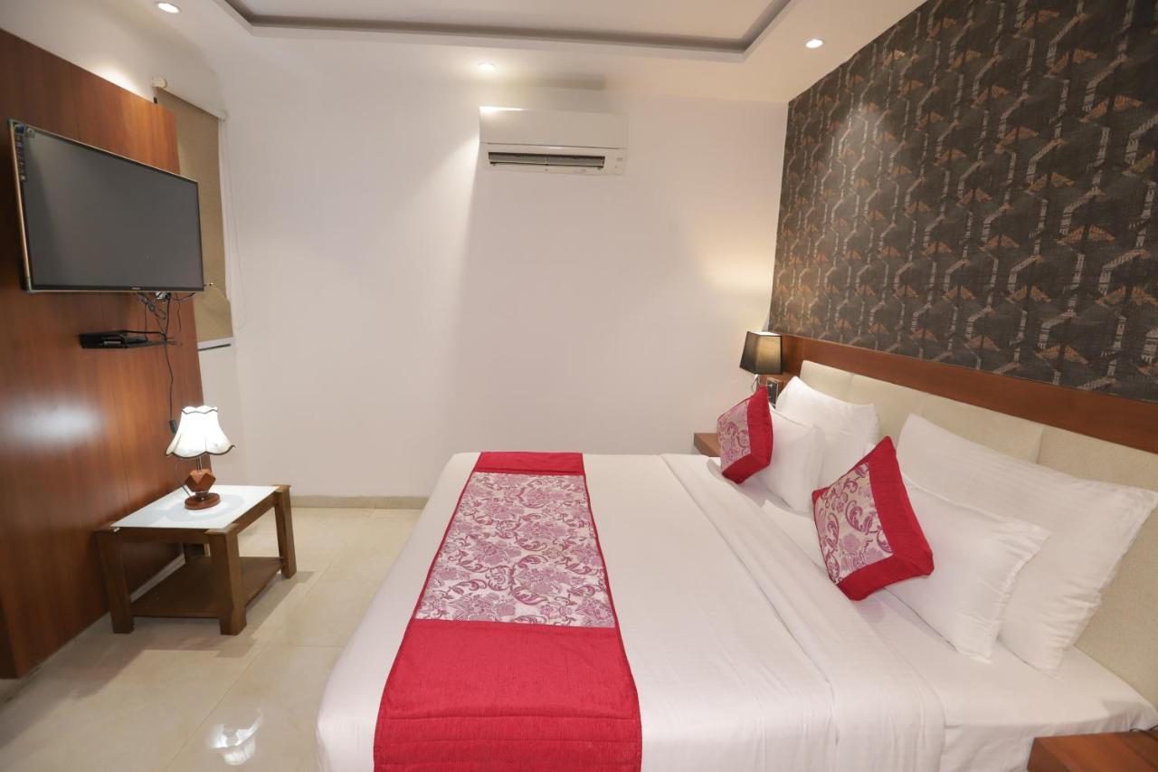 Nh Skye Suites Neu-Delhi Exterior foto